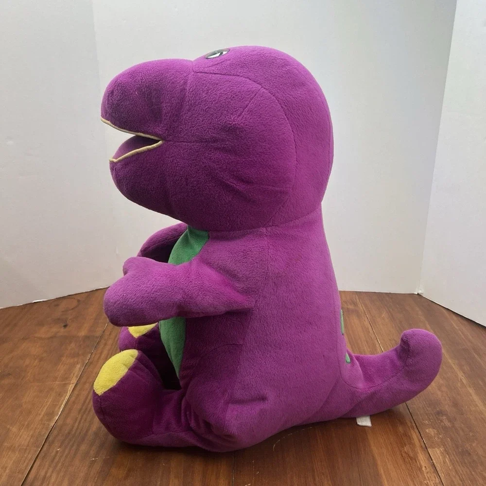 Barney 18